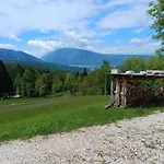Διαμέρισμα Casera Ienoa *